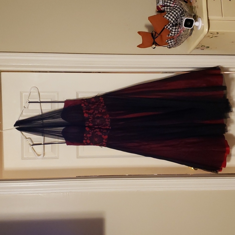 Cocktail or wedding dress